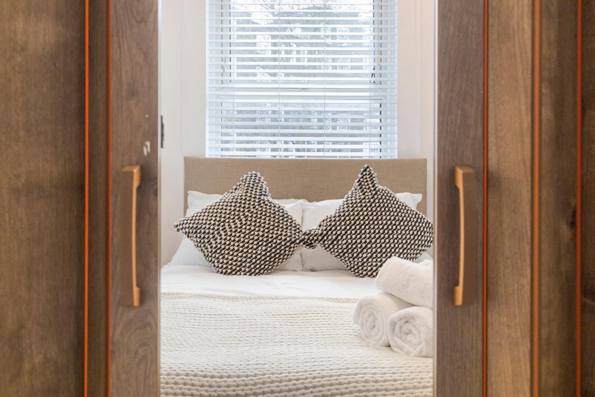 Rose Suite Camden Town 3 Bedroom Sleeps 11 London Ngoại thất bức ảnh